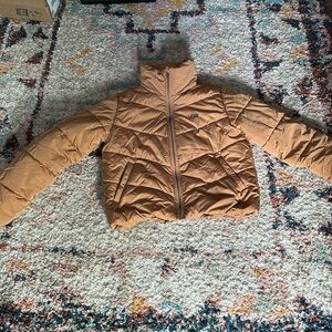 Vans Women’s Puffer Jacket Size Medium